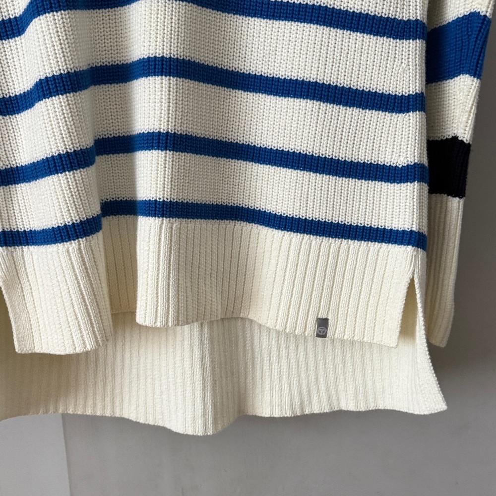 T by Talbots Medium Long Sweater loose comfortable fit. - Picture 6 of 7